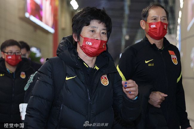 97精品久久久久中文字幕